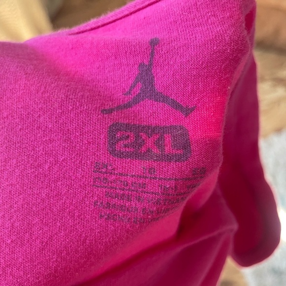 Pink Jordan Graphic T-Shirt women’s size 2XL - Picture 3 of 7